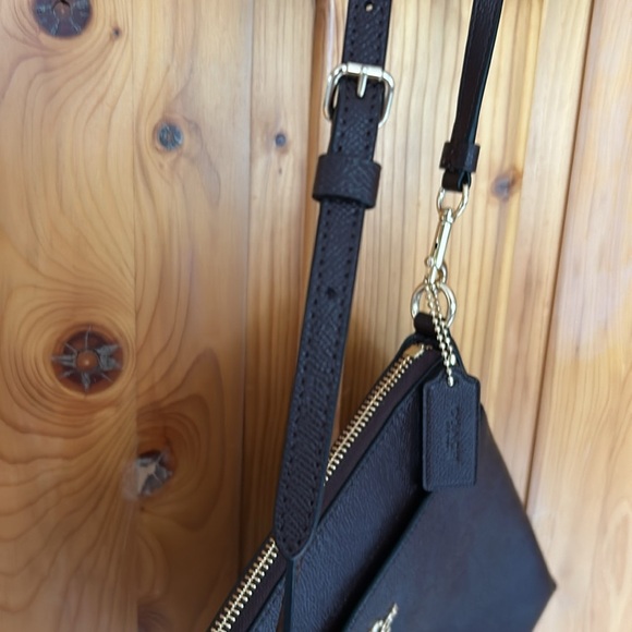 Coach Kitt Crossbody – Oxblood Wine Leather – Quiet Luxury Vibes - Picture 11 of 16